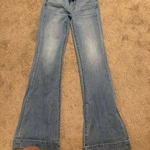7 for all mankind light wash